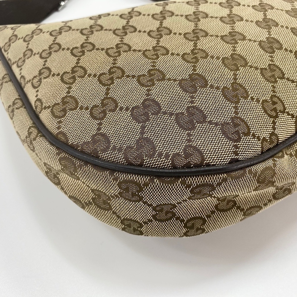GUCCI Authentic Cream Shoulder Bag - Picture 8 of 13